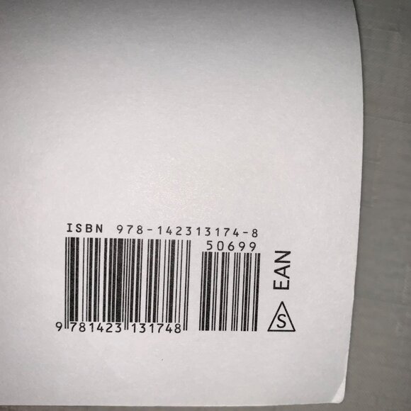 "Petey" By Ben Mikaelsen New Paperback Edition Disney Hyperion 2010 - Picture 8 of 8
